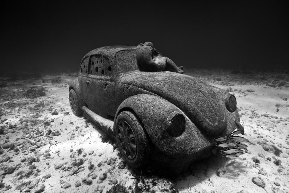 Anthropocene_Mexico_growth_b&w_Jason deCaires Taylor_Sculpture